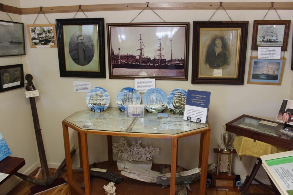 Nambucca_Heads_Museum_Royal_Tar_display_resize