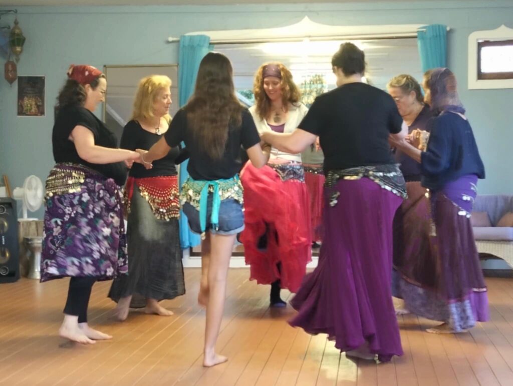 dancers2025a.jpg dancers2025a.jpg